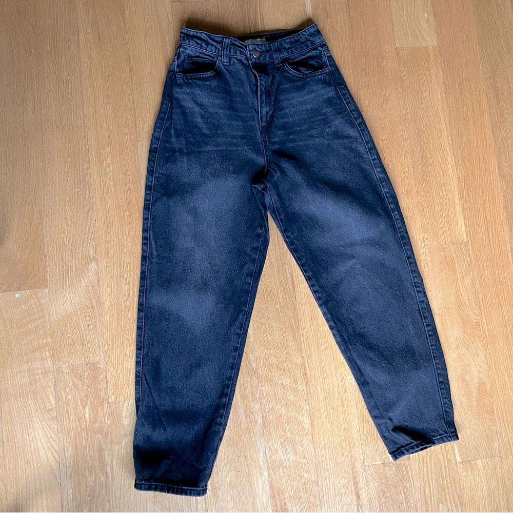 H&M boyfriend high waisted black jeans